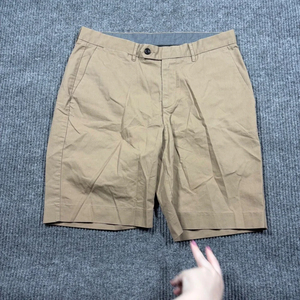 Crosby & Howard Shorts  Mens 32 Khaki Chino Shorts Tan Flat Front Casual Cotton